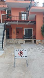 Budova, v ktorej sa apartmán nachádza