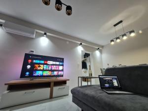 TV/trung tâm giải trí tại Mias luxury apartment