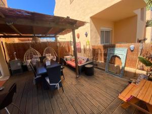 Fotografia z galérie ubytovania Halo - Amazing 4BR TownHouse with Jacuzzi and Big Terrace v Marbelli