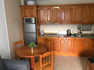 Kuchyň nebo kuchyňský kout v ubytování Apartment 3 minutes from Puerto Rico beach