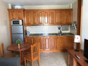 Kuchyň nebo kuchyňský kout v ubytování Apartment 3 minutes from Puerto Rico beach