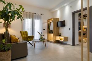 Zona d'estar a Luxury New House near the Beach! - Casa Dionysia