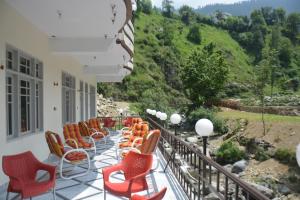 En balkon eller terrasse på Miandam Last Resort