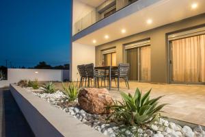 Balkón nebo terasa v ubytování Melilia luxury villa