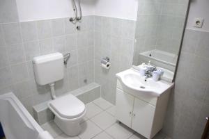 Koupelna v ubytování Apartments Granić