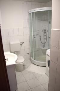 Koupelna v ubytování Apartments Granić