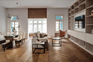 1926 Le Soleil Hotel & Spa的休息区