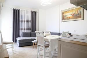 Khu vực ghế ngồi tại Gimi Apartments 2