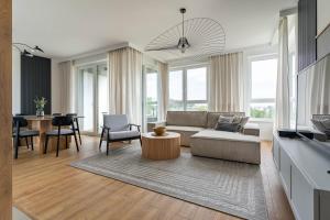 Posedenie v ubytovaní Symphony Modern Tower Apartamenty + 37 fotografií