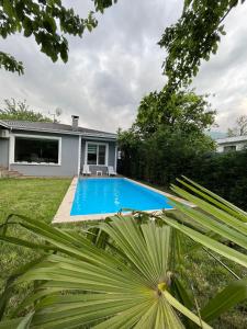 The swimming pool at or close to HAN HOUSE SAPANCA