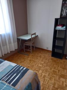 Posteľ alebo postele v izbe v ubytovaní Villa à Marseille dans un cadre bucolique