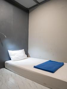 Postel nebo postele na pokoji v ubytování Leisure Hostel