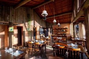 Restoran atau tempat lain untuk makan di Pousada 3 Pinheiros