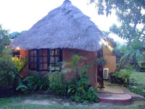 Zahrada ubytování Ban Din Resort Chiang Rai