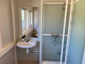 Koupelna v ubytování Double room with shared spaces
