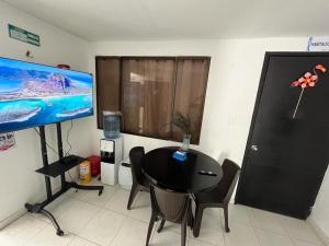 TV/trung tâm giải trí tại Itzayana