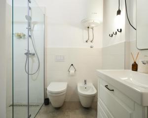 Kúpeľňa v ubytovaní House Gajarda + 26 fotografií