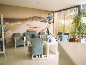 Posezení v ubytování Laurus Hotel