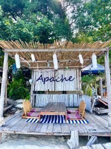 En hage utenfor Apache Loongdum Koh Samed