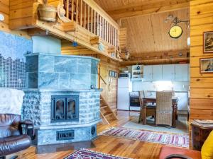 Η κουζίνα ή μικρή κουζίνα στο Holiday Home Kotimökki by Interhome