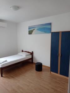 Posteľ alebo postele v izbe v ubytovaní Nice and cozy two single bed room