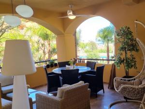 Posedenie v ubytovaní Luxury Blue Coast Seaside Retreat Marbella