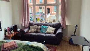 Gallery image of beautifully room in Altrincham