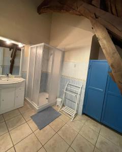 Kúpeľňa v ubytovaní Gîte Poulenc - La Grange de Rocamadour