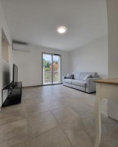 Imagen de la galería de Charmant type 1 neuf en hyper centre avec parking, en Corte