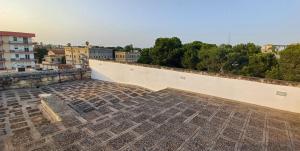 una vista dal tetto di un edificio di Casa di Marco a Lecce