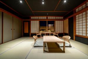 Posezení v ubytování Ryokan Ryokufuso