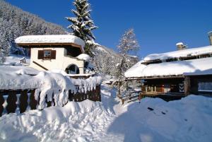 MONDI Bellevue Alm Gastein v zimě