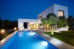 Bazén v ubytovaní Gramvousa Villas alebo v jeho blízkosti