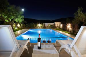 Bazén v ubytovaní Gramvousa Villas alebo v jeho blízkosti