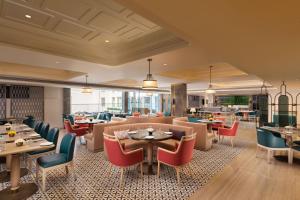 Area soggiorno di The Crown, Bhubaneswar - IHCL SeleQtions
