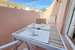 Balkón nebo terasa v ubytování Boliches House! Beach 200m Wifi