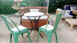 Ein Patio oder anderer Außenbereich in der Unterkunft Apartments in Villa Isabel