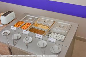 Makanan di atau berdekatan hotel