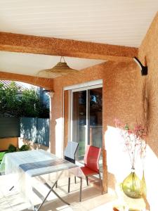 Fotografie z fotogalerie ubytování 2 Chambres avec piscine et spa au calme, mer à proximité. v destinaci Portiragnes