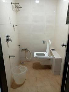 Ein Badezimmer in der Unterkunft TRI HOTEL