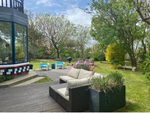 En have udenfor Villa « LA CHARMANTE »