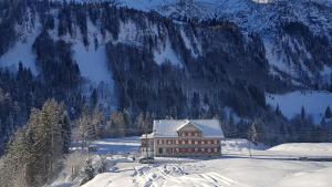 Landhaus Bad Hopfreben v zime