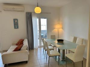 A seating area at Amaltheia Beachfront Villas
