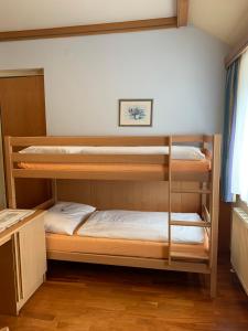 Postel nebo postele na pokoji v ubytování Hotel zur Post