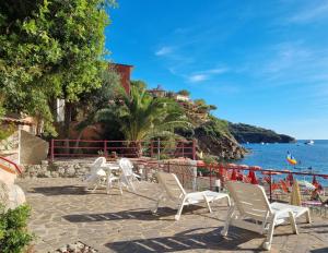 Fotografie z fotogalerie ubytování Appartamenti Costasud v destinaci Capoliveri