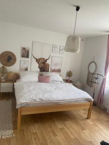 Ένα ή περισσότερα κρεβάτια σε δωμάτιο στο Vila na Kamenci
