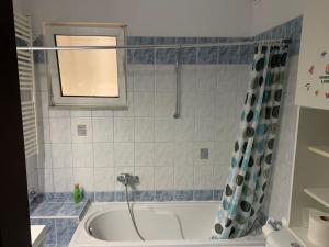 A bathroom at Τhe Sunny Apartments