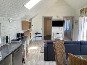 Kuchyň nebo kuchyňský kout v ubytování Feriehus - Marielyst centrum