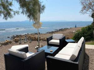 Gallery image of Ionion Seaside Home in Vartholomio