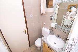 Kúpeľňa v ubytovaní Villa Jakov
